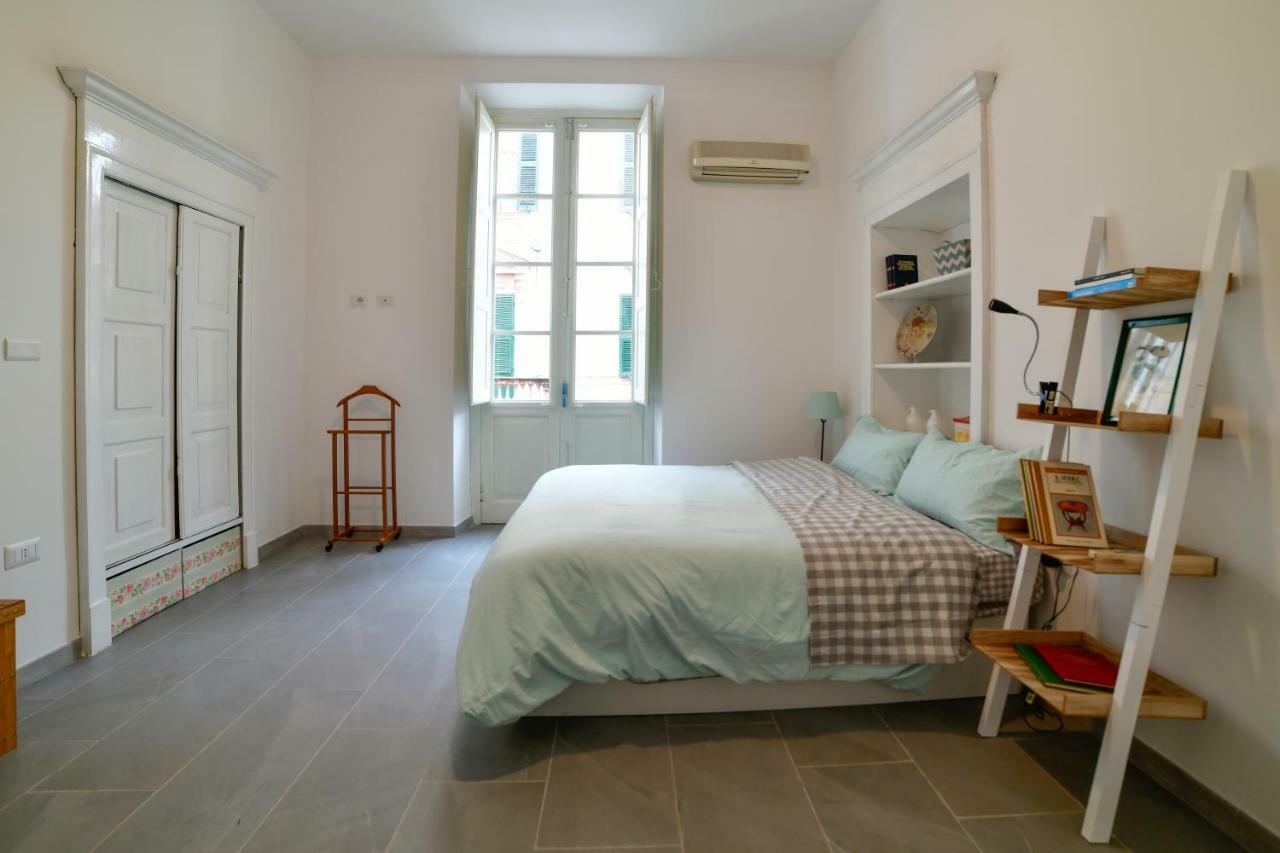 Casa Cavour - Luxury Apartment ซัสซารี ภายนอก รูปภาพ