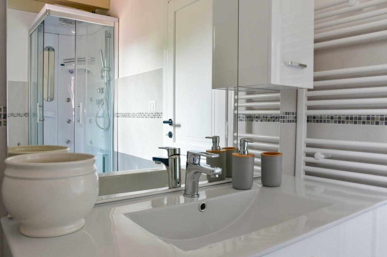 Casa Cavour - Luxury Apartment ซัสซารี ภายนอก รูปภาพ
